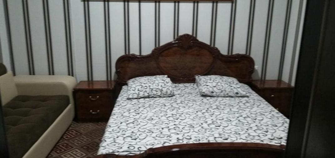 Guest House 777 Turkistan Bagian luar foto
