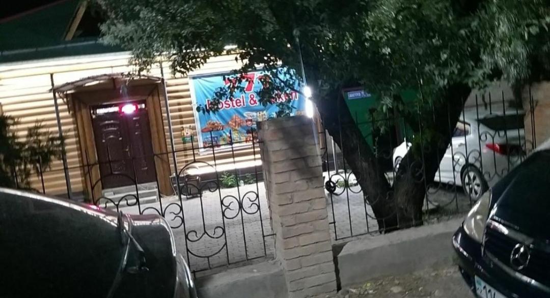 Guest House 777 Turkistan Bagian luar foto
